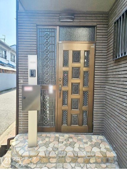 東大阪市中鴻池町２丁目　中古一戸建て