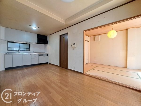 東大阪市菱屋西６丁目　中古一戸建て