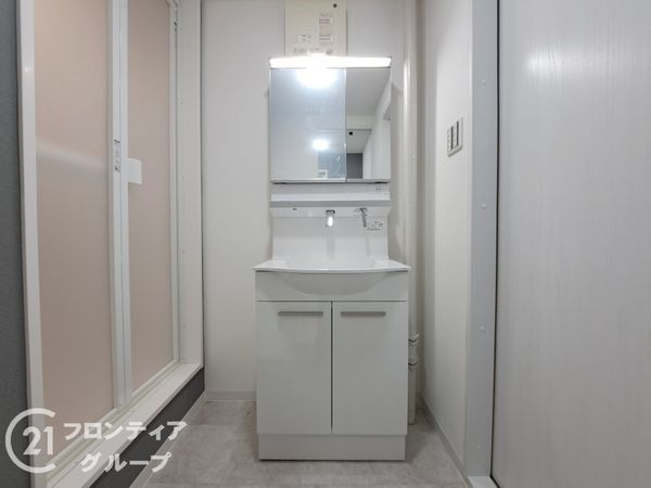 メガロコープ平野第5号棟 中古マンション(洗面台・洗面所)