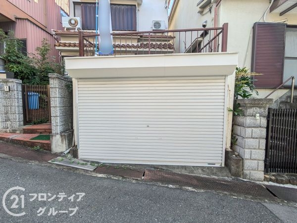 東大阪市東石切町４丁目　中古一戸建て
