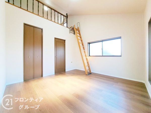 東大阪市西岩田１丁目の中古一戸建て