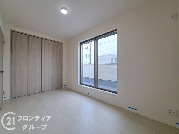 東大阪市鳥居町　新築一戸建て