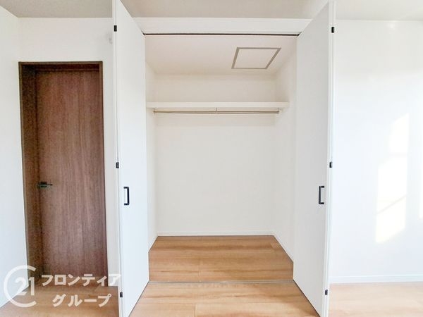 八尾市久宝園３丁目の中古一戸建て