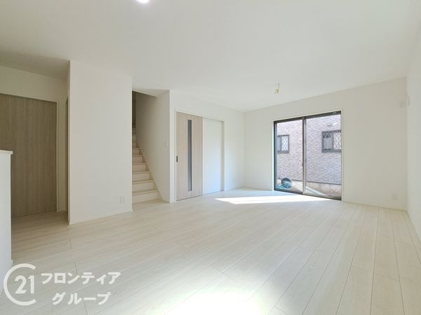 八尾市垣内2丁目　新築一戸建て