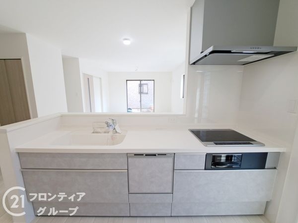 八尾市垣内2丁目　新築一戸建て