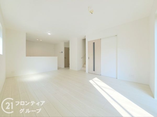 八尾市垣内2丁目　新築一戸建て