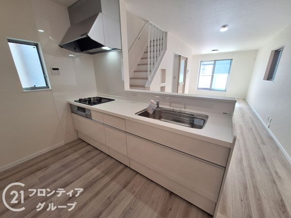 東大阪市花園西町１丁目　新築一戸建て