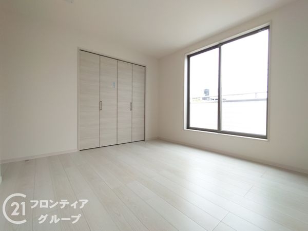 大阪市平野区加美鞍作3丁目　新築一戸建て　３号棟