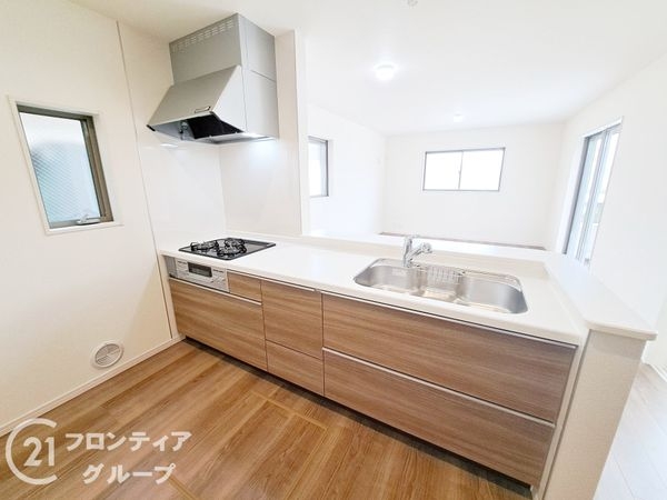 八尾市緑ヶ丘５丁目　新築一戸建て　全１区画
