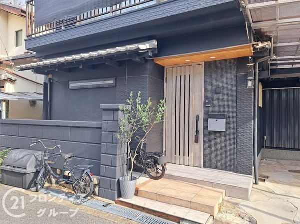 東大阪市東鴻池町５丁目　中古一戸建て