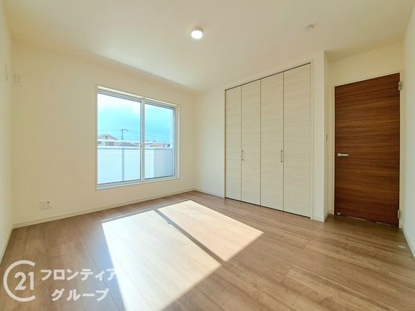 八尾市長池町２丁目　新築一戸建て　全１区画