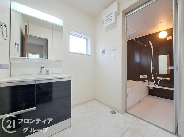 八尾市長池町２丁目　新築一戸建て　全１区画