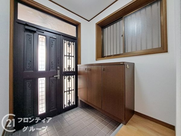 東大阪市新鴻池町の中古一戸建て