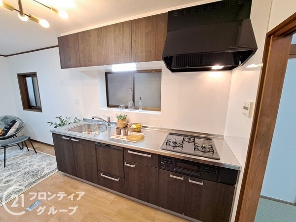 東大阪市新鴻池町の中古一戸建て