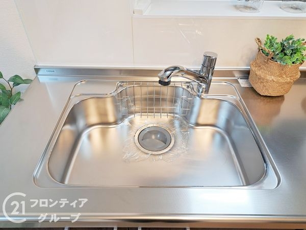 東大阪市新鴻池町の中古一戸建て