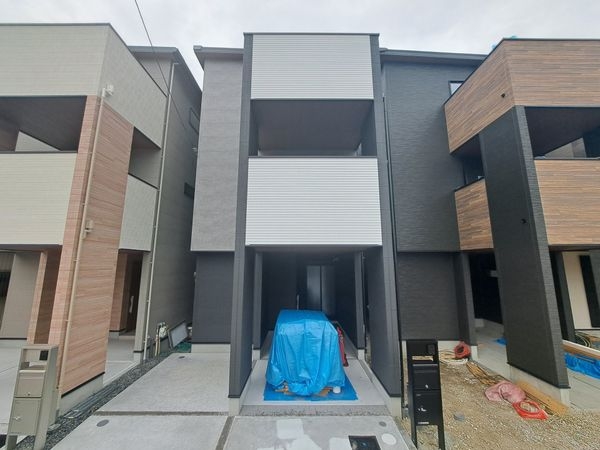 東大阪市三ノ瀬３丁目　新築一戸建て　４号棟