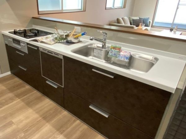 東大阪市三ノ瀬３丁目　新築一戸建て　４号棟
