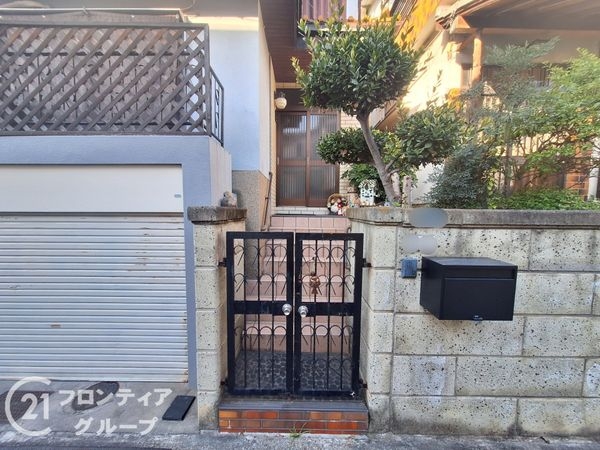 東大阪市三島２丁目　中古一戸建て