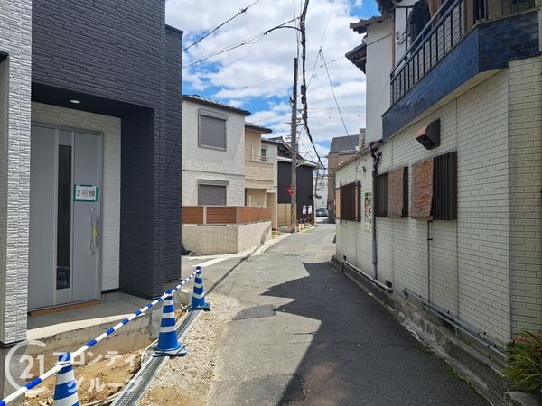 東大阪市菱屋西５丁目　新築一戸建て　１期　２号棟