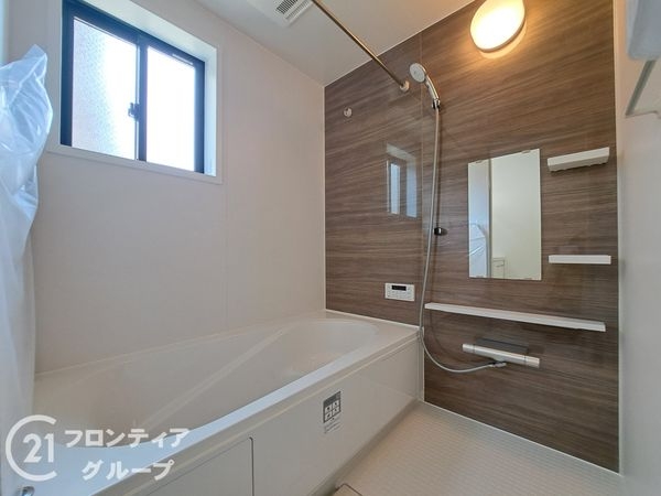 東大阪市菱屋西５丁目　新築一戸建て　１期　２号棟