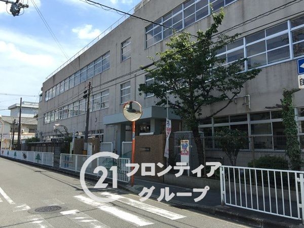 東大阪市菱屋西5丁目 新築一戸建て 1期 1号棟(東大阪市立高井田東小学校)