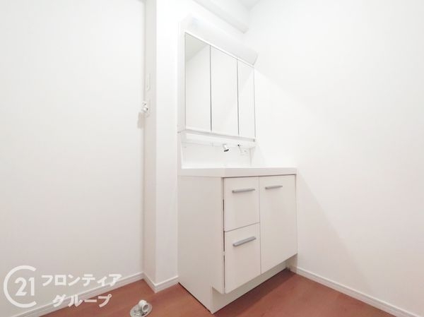 東大阪市菱屋西５丁目　新築一戸建て　１期　１号棟
