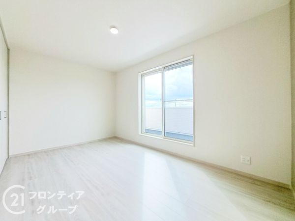 東大阪市横小路町２丁目　新築一戸建て