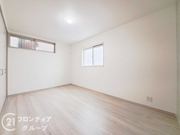 東大阪市横小路町２丁目　新築一戸建て