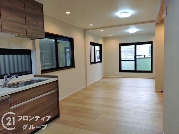 大阪府八尾市東山本町６丁目　中古一戸建て