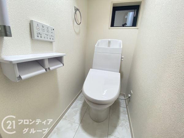 東大阪市新鴻池町　新築一戸建て　全１区画