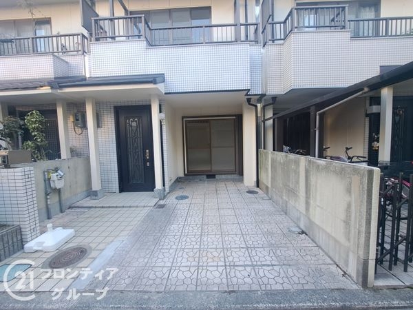 八尾市明美町２丁目の中古一戸建て