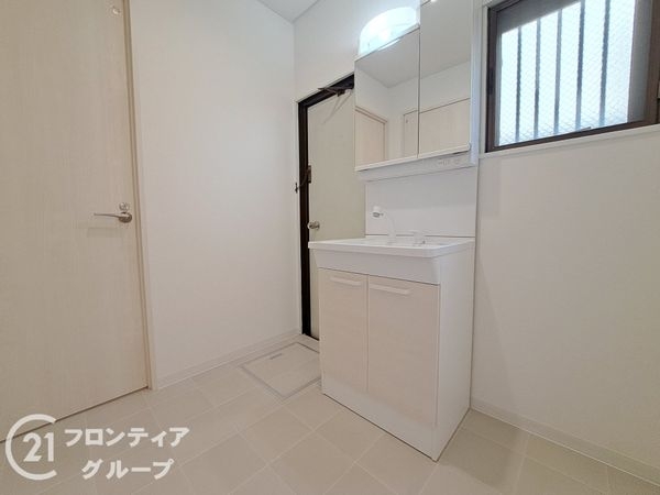 八尾市明美町２丁目の中古一戸建て