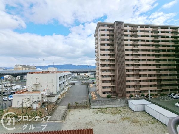 シャトー第３八戸の里　中古マンション