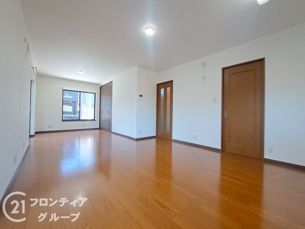 八尾市緑ヶ丘５丁目の中古一戸建て