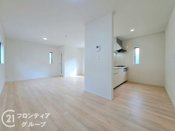 八尾市高砂町５丁目　新築一戸建て　第３　２号棟