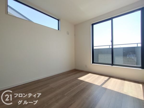 東大阪市金岡１丁目　新築一戸建て　３期　２号棟