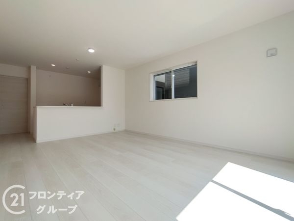 東大阪市金岡１丁目　新築一戸建て　３期　１号棟