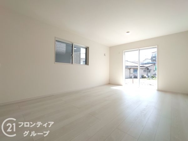 東大阪市金岡１丁目　新築一戸建て　３期　１号棟