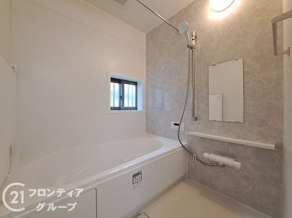 八尾市明美町１丁目　新築一戸建て　1号棟