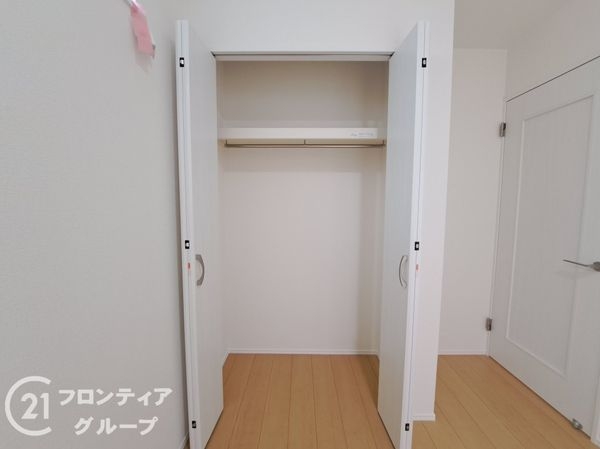 八尾市明美町１丁目　新築一戸建て　2号棟