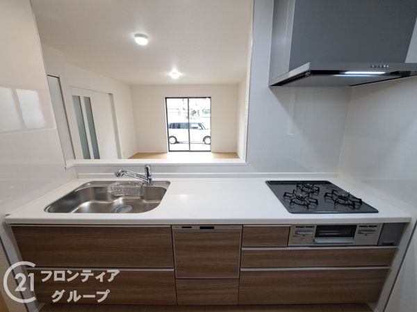 八尾市明美町１丁目　新築一戸建て　2号棟