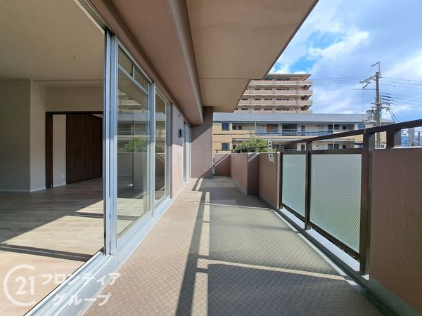 ローレルスクエア近鉄吉田２番館　中古マンション