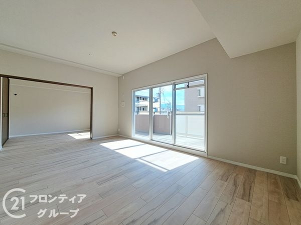 ローレルスクエア近鉄吉田２番館　中古マンション