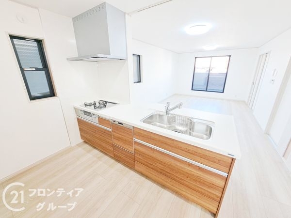 東大阪市大蓮南1丁目　新築一戸建て