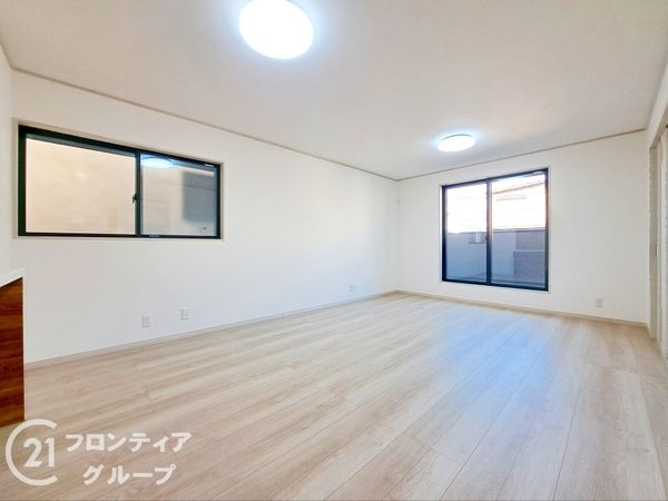 東大阪市大蓮南1丁目　新築一戸建て
