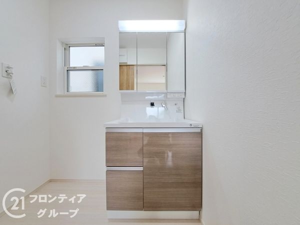 東大阪市角田３丁目　新築一戸建て　第３　３号棟