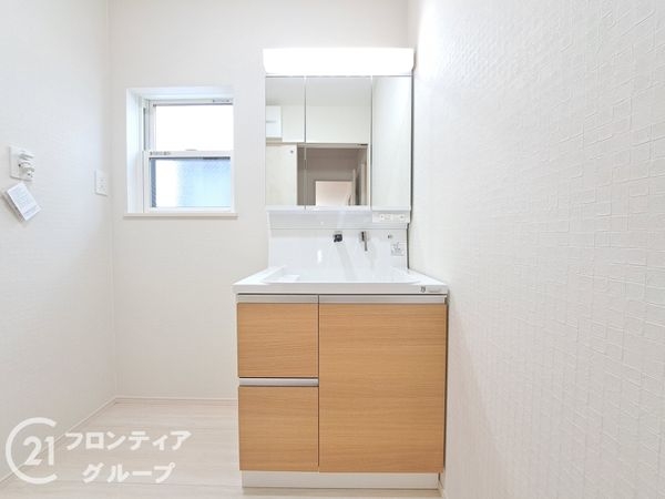 東大阪市角田３丁目　新築一戸建て　第３　４号棟
