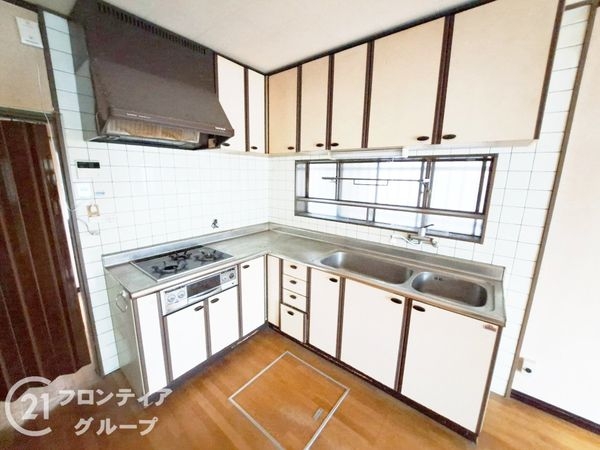 八尾市南本町７丁目　中古一戸建て