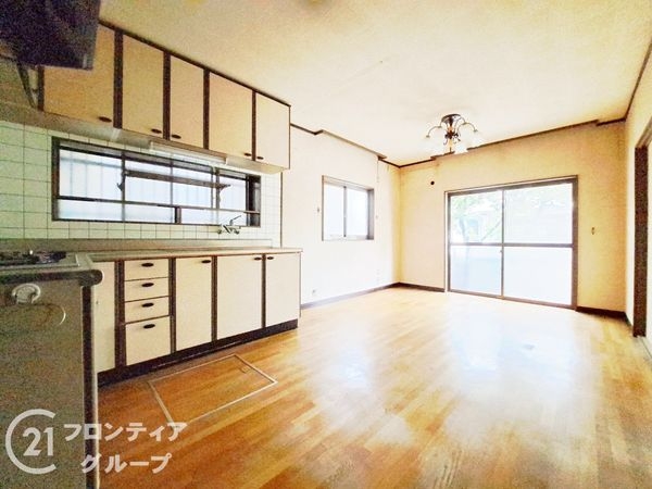 八尾市南本町７丁目　中古一戸建て