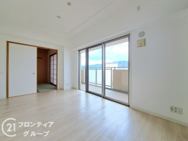 クレスタ八尾東フェリッツィオ　中古マンション